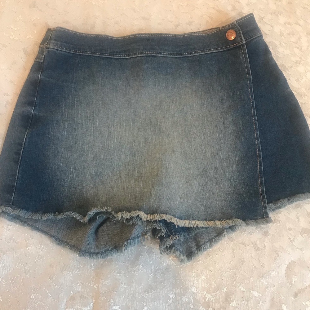 Denim Frayed Hem Girls Shorts - Blue Size 15/16